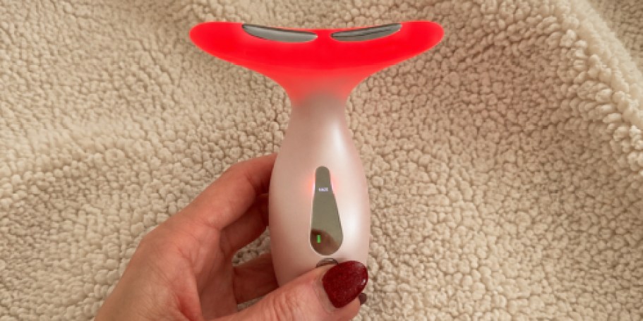Heated Massaging Red Light Therapy Wand Just $6.99 on Amazon (Reg. $14)