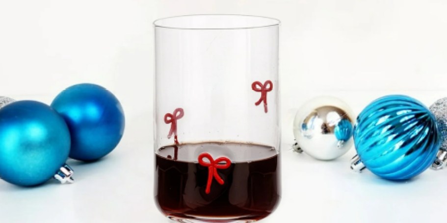 Christmas Icon Glasses 2-Pack Only $9.97 on Walmart.com (Under $5 Each)
