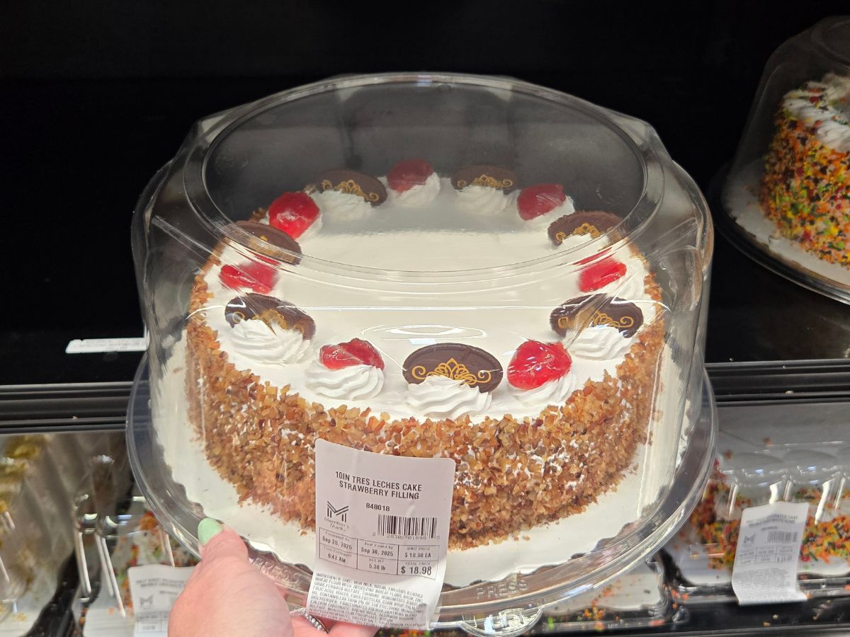 Best Seasonal Treats From Sam's Club Bakery