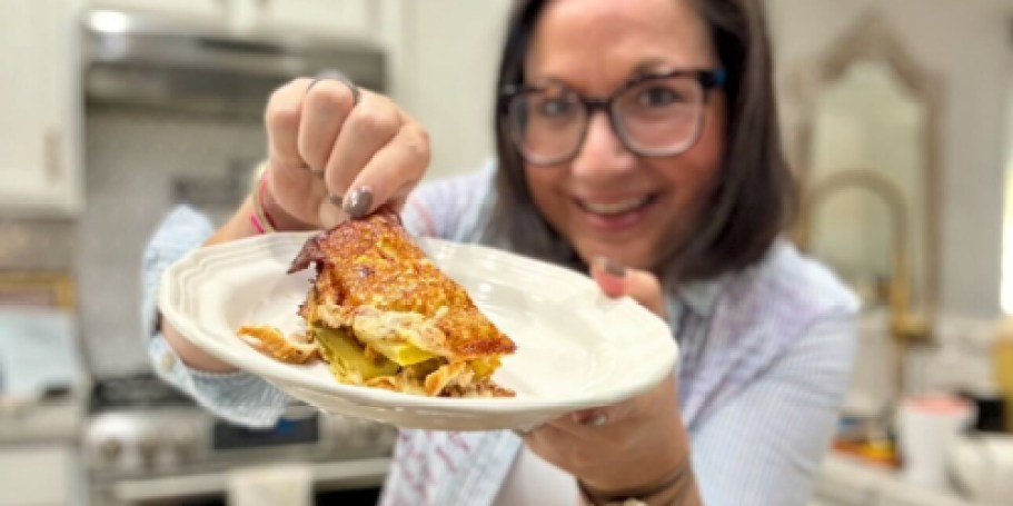 Create an Easy Cheese Pickle Sandwich Using Just 3 Ingredients!