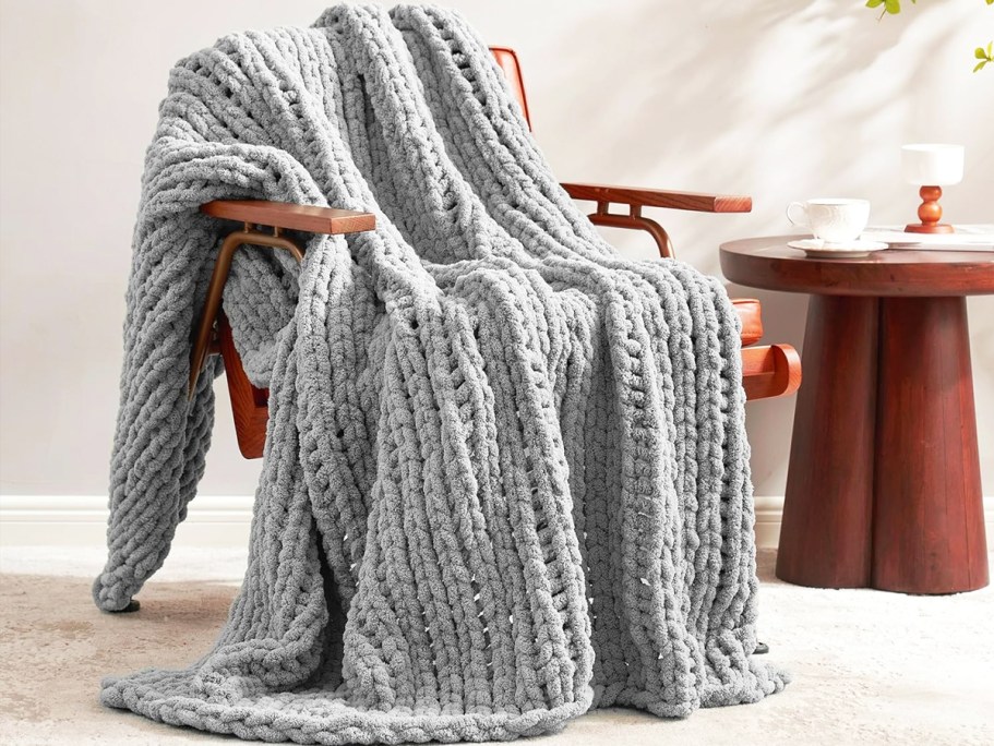 Chenille Chunky Knit Throw Blanket Just $19.99 Shipped on Amazon (Reg. $40)