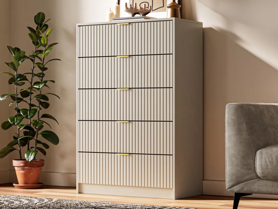 Ebern Designs 5-Drawer Dresser