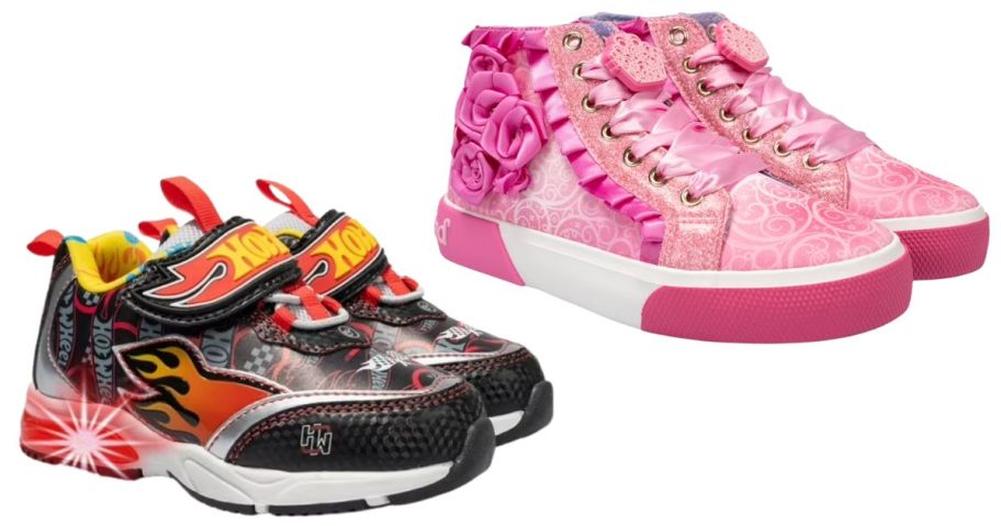 2 pairs of kids sneakers in black and pink