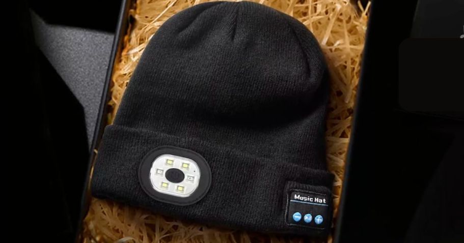 Rechargeable LED Beanie w/ Bluetooth Just $9.49 on Amazon | Listen to Music, Take Calls & More