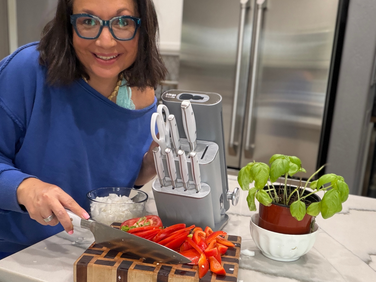 WOW! Score $50 Off the NEW Ninja 10-Piece German Steel Knife Set + Free Shipping (Lina Loves Hers!)