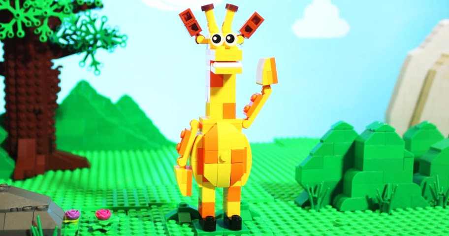 LEGO Toys R Us giraffe