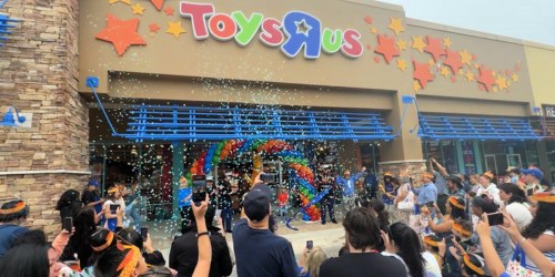 Toys”R”Us Opening 120 New Stores This Holiday Season
