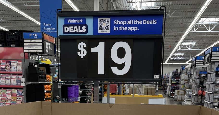 A sign for Walmart Deals Days