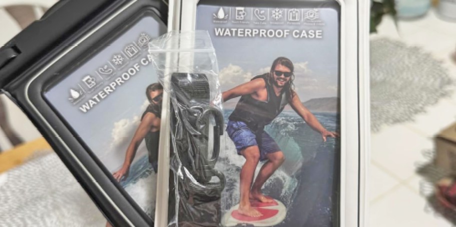 Waterproof Phone Pouch 2-Pack Just $4.49 on Amazon