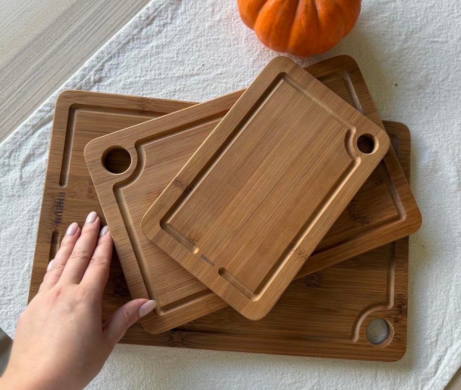 Best Plastic-Free Finds This Week (Bamboo Cutting Boards, Hair Care, & More!)