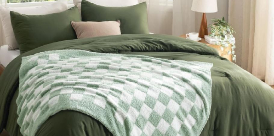 Bedsure Comforter Sets AND Throw Blanket Just $29.99 Shipped on Amazon