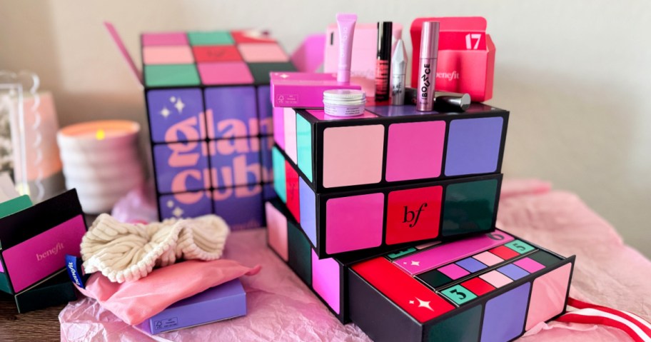 benefit glam cube packaging and cosmetics
