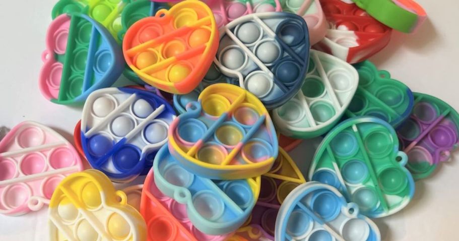 30 Pop Fidget Heart-Shaped Keychain Toys Just $4.79 on Amazon (16¢ Each)