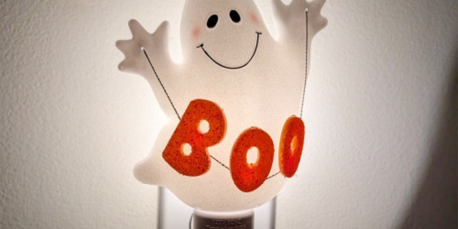 50% Off Halloween Night Lights on Amazon | Cute Styles from $9.99!
