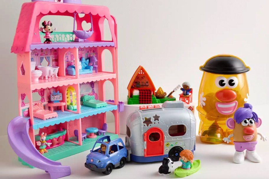 minnies hotel toy mr potato head and little tikes camper toys