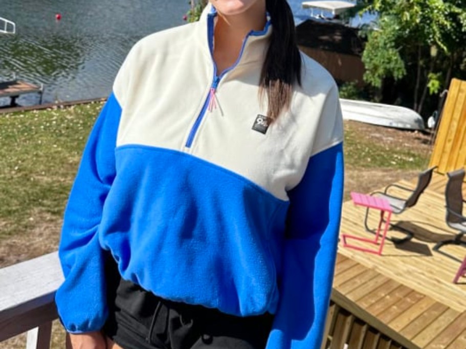 *HOT* Old Navy Women’s Fleece Jackets & Pullovers Just $9 (Regularly $30)