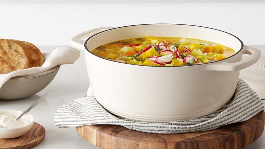 a white enamel dutch oven