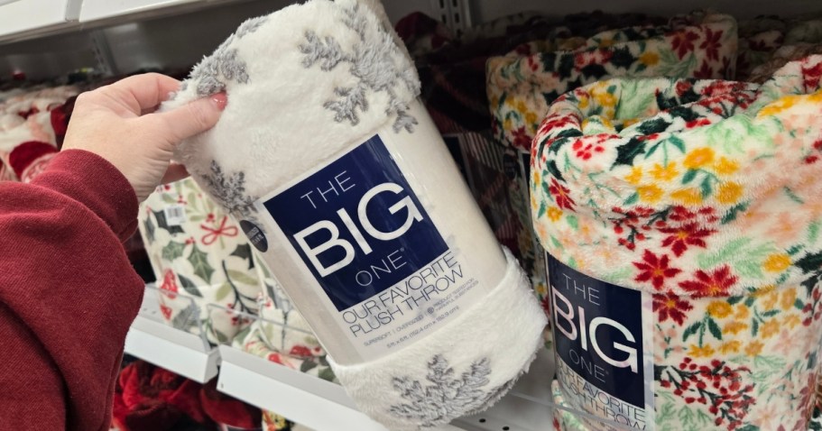 Kohl’s Big One Blankets from $4.39 Each (Reg. $15) – Easy Gift or Donation Item!