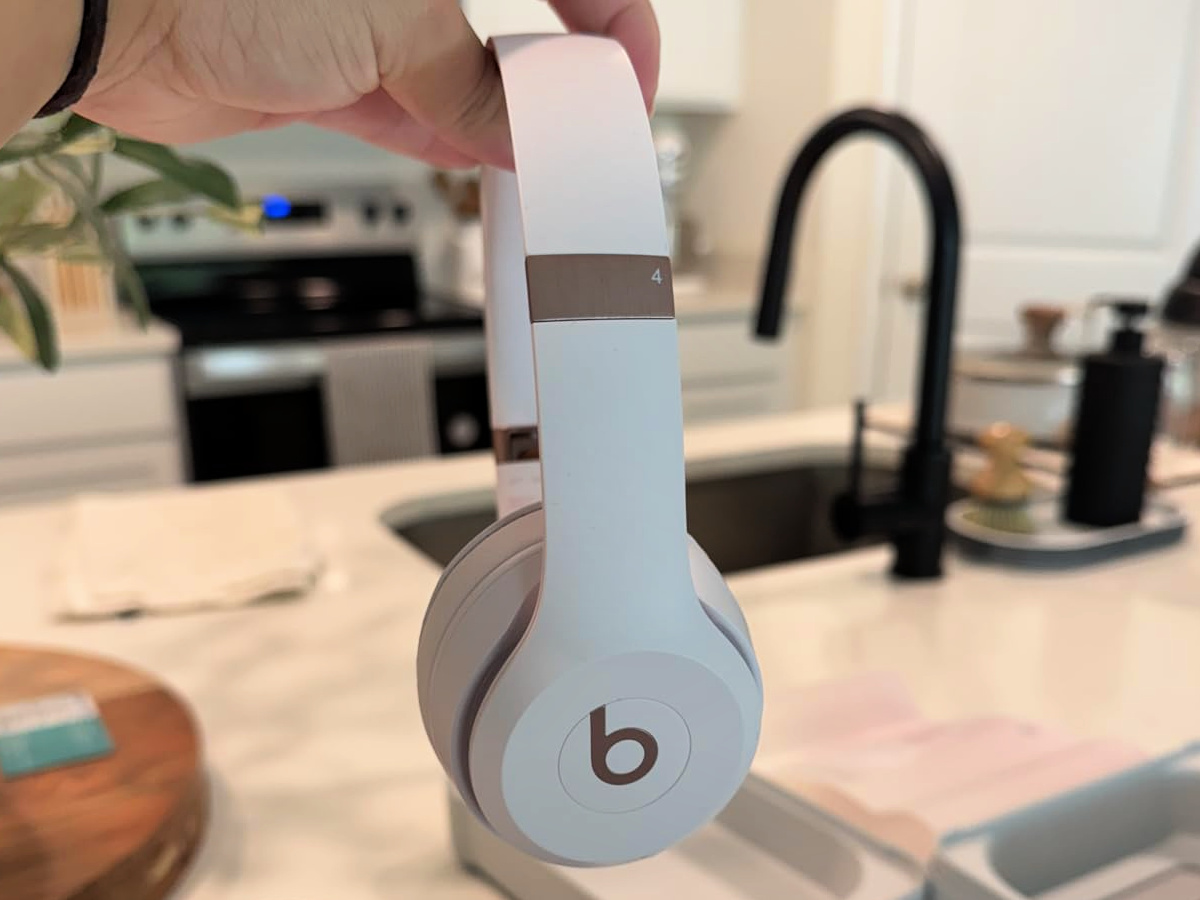 50% Off Beats Solo 4 Headphones on Target.com – Only $99.99 Shipped (Reg. $200)