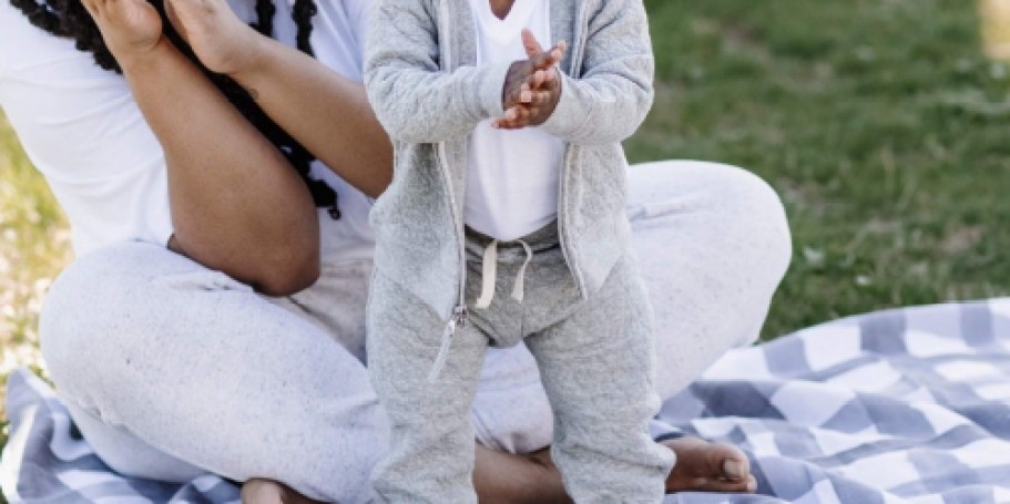 *HOT* Up to 85% Off Burt’s Bees Baby Clothes + Free Shipping