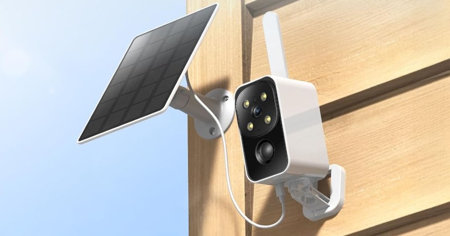 Cellular Solar-Powered Outdoor Security Camera