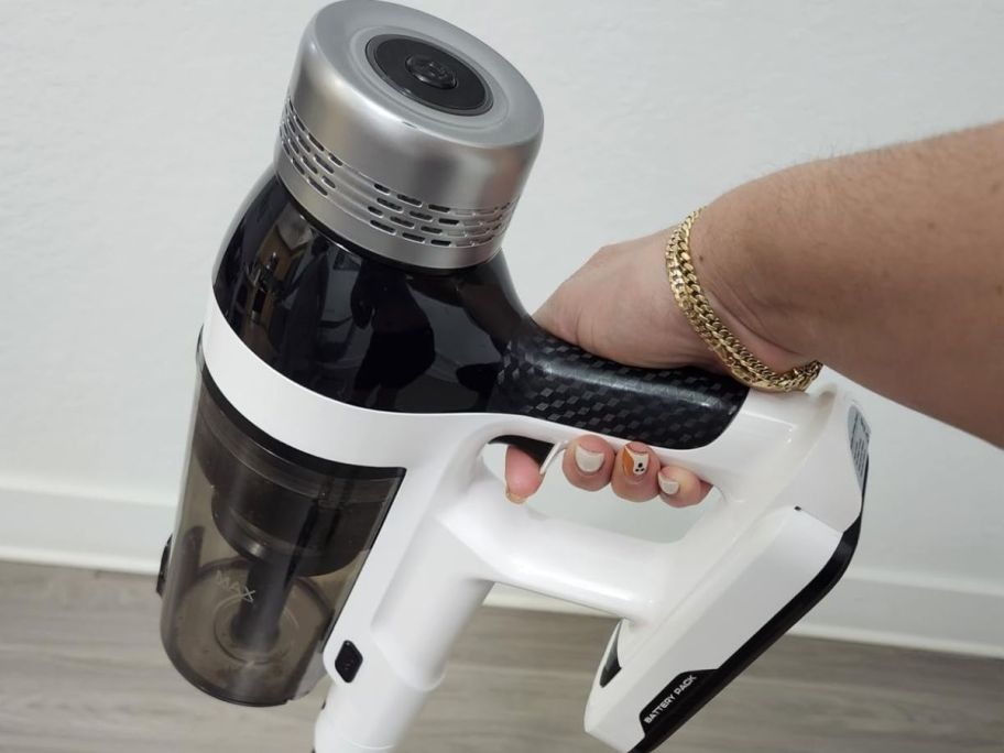 a NuYupo Cordless 15-in-1 Vacuum Cleaner 