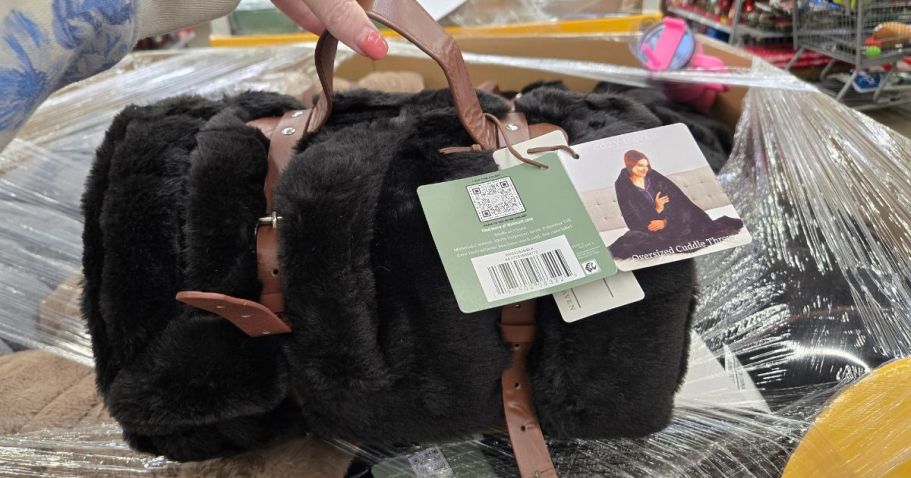 Faux Fur Throw Blankets Just $12.86 on Walmart.com