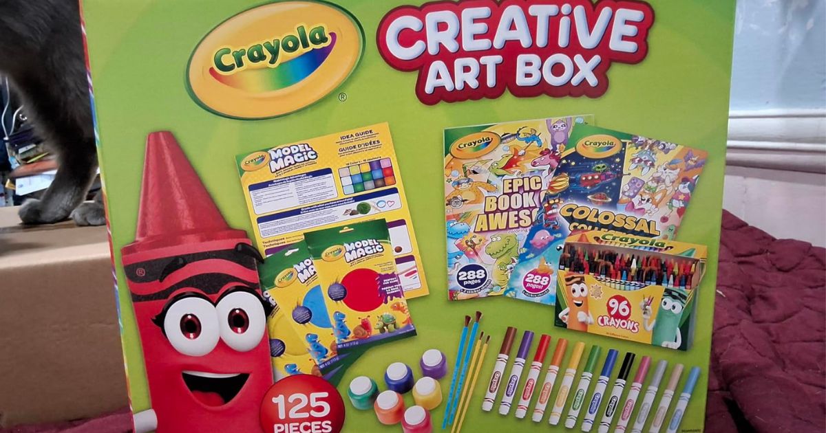 Crayola 125-Piece Art Box Only $24 on Amazon (Reg. $50)