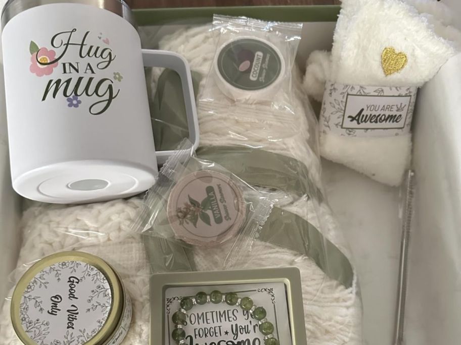 Housavvy Self-Care Gift Box