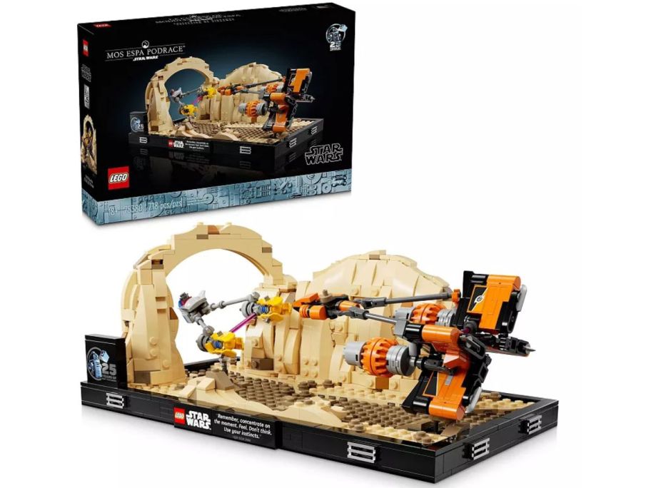 LEGO Star Wars Mos Espa Podrace Diorama