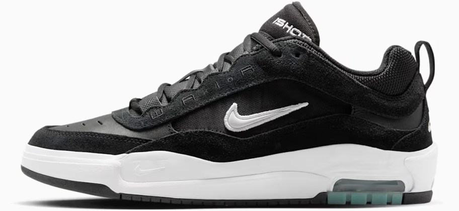 black and white nike sneaker