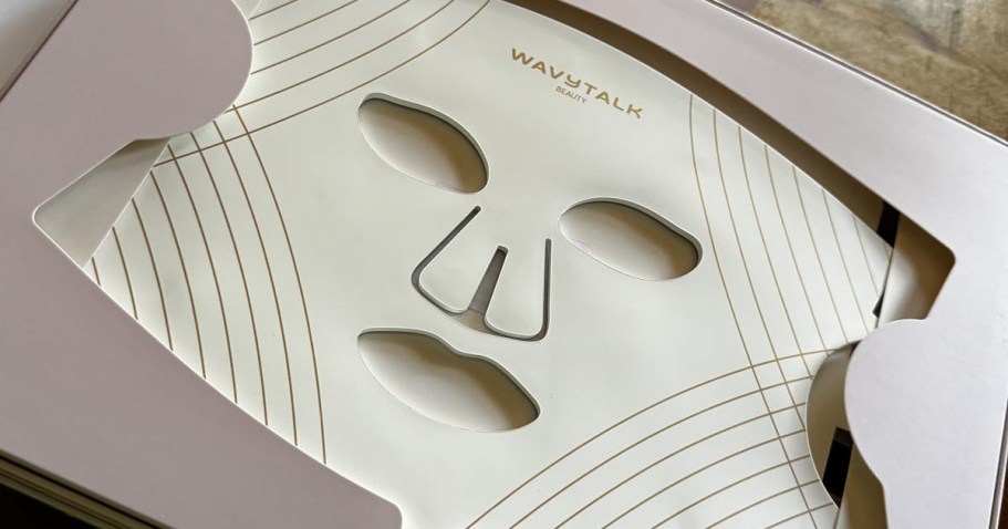 Red Light Therapy Mask Only $79.99 Shipped on Amazon | Reduces Breakouts & Fine Lines