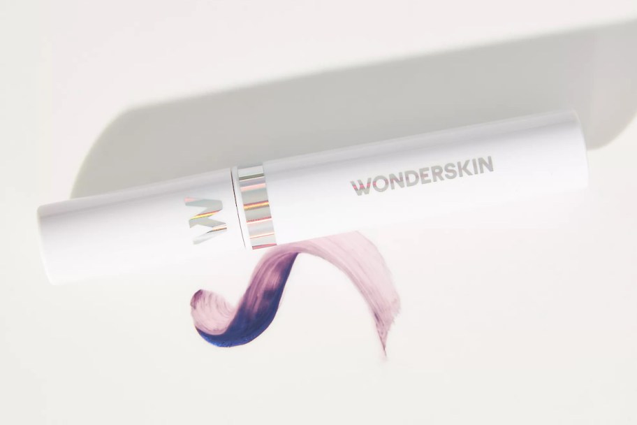 Wonderskin Wonder Blading All-Day Lip Stain on white background