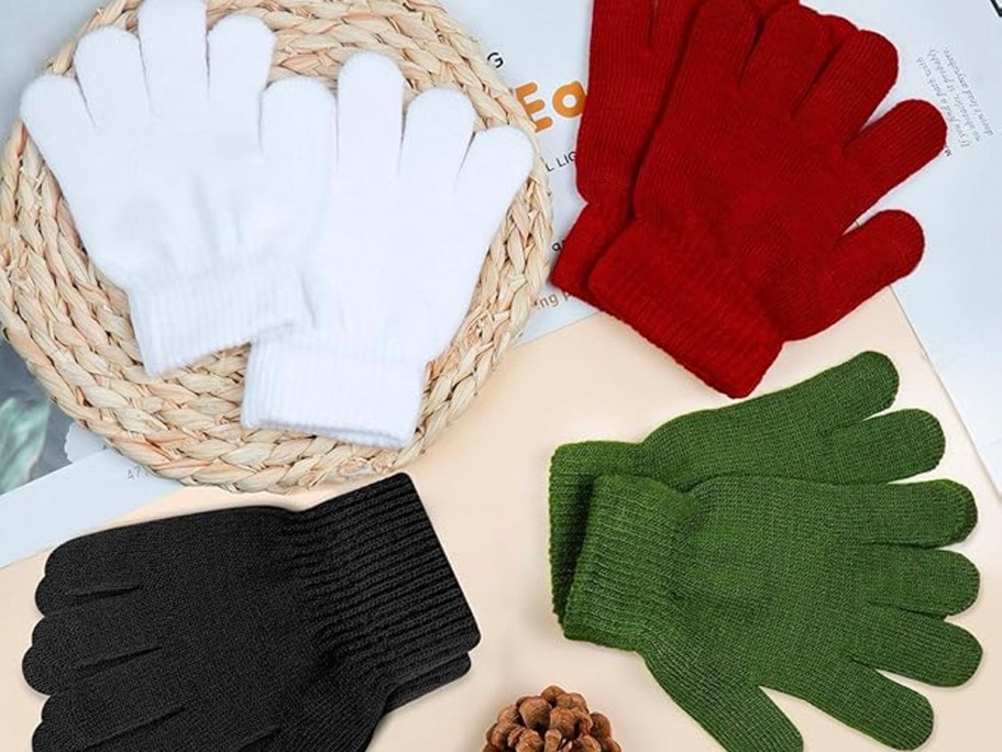 Kids Gloves 16-Pack Just $4.99 on Amazon (Only 31¢ Per Pair)