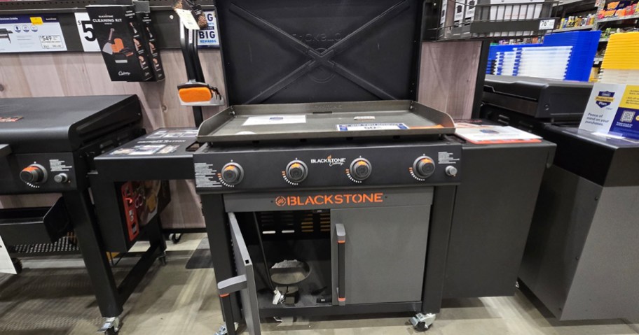 blackstone grill with lid open