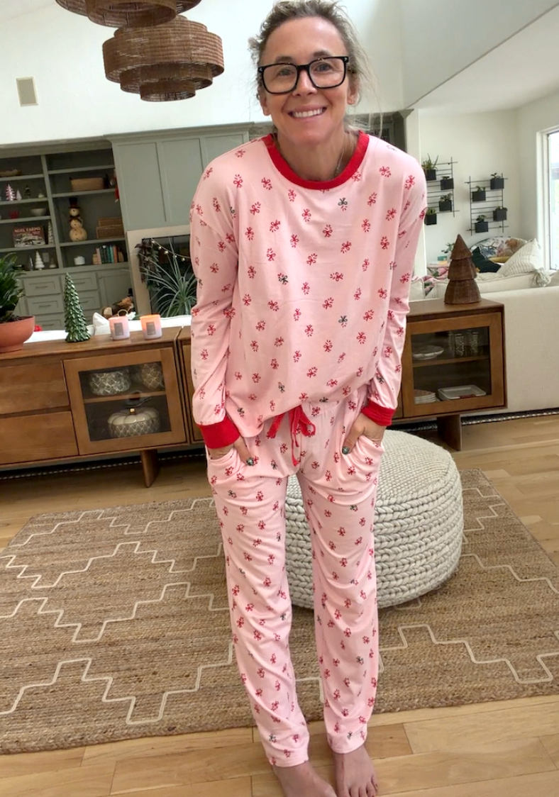 Walart holiday pajamas 