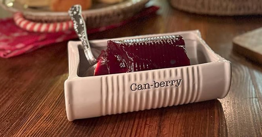 mud pie canberry dish