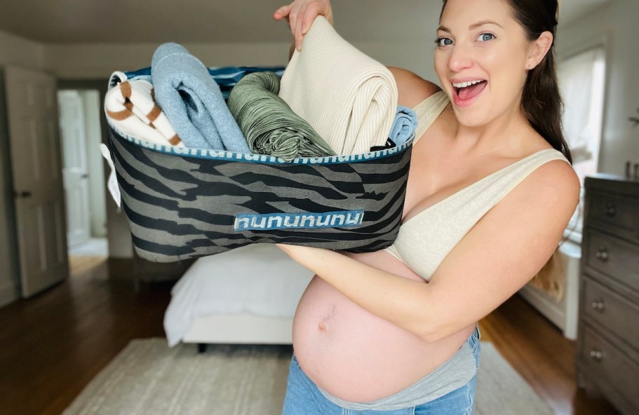 Nuuly Maternity: The Smart Way to Dress Your Bump (Without Buying a Whole New Wardrobe)