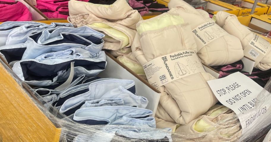 no boundaries women's puffer jackets in store