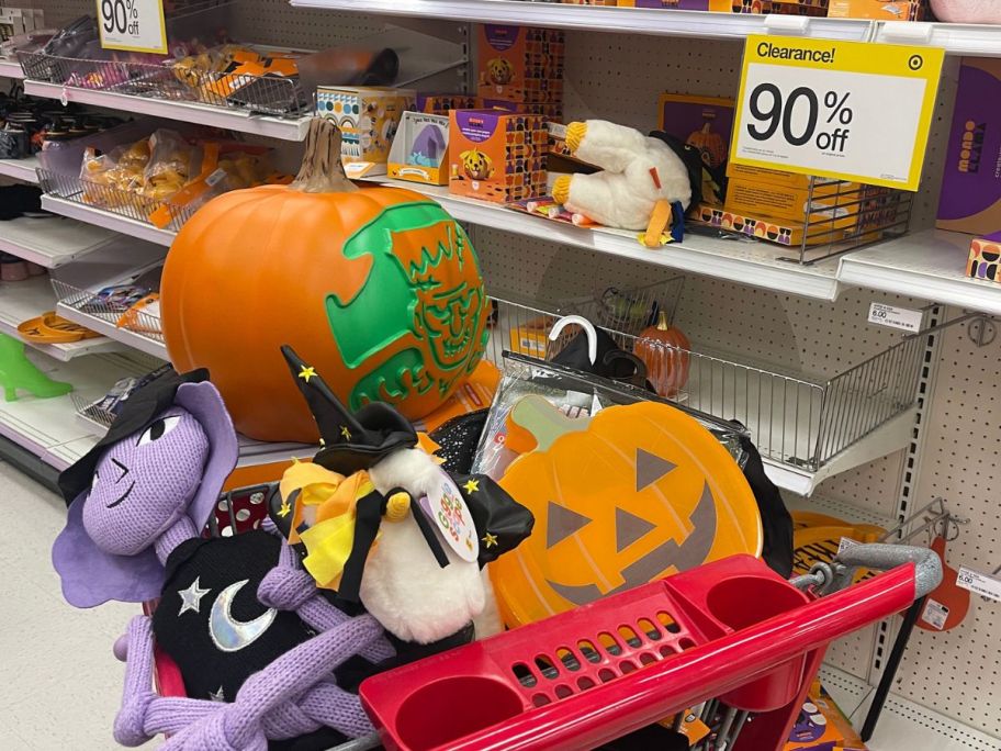 90%off sign with hallowwen cart