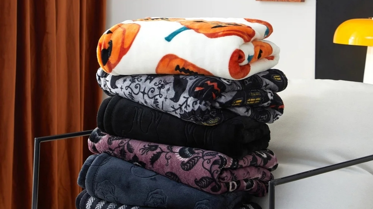 Up to 75% Off Walmart Throw Blankets | Prices from $4.97