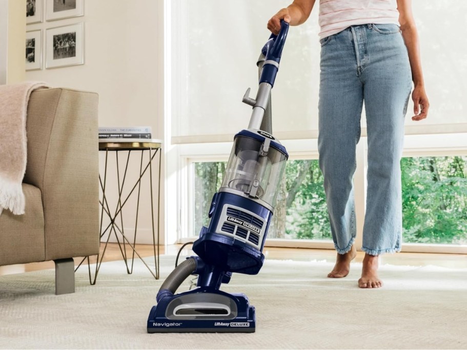 Shark Navigator Deluxe Lift-Away Vacuum Only $119.99 Shipped + FREE $30 Amazon Credit (Reg. $220)