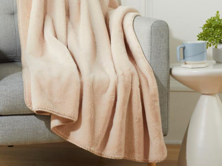 Concierge Collection 50" x 60" Faux Fur Throw