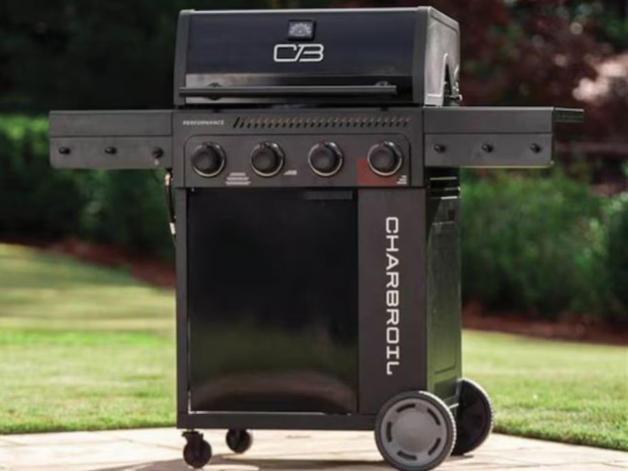 Charbroil FlavorMax Performance Series 4 -Burner Gas Grill