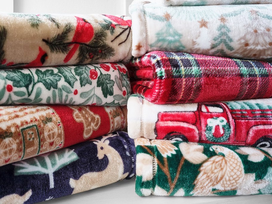 JCPenney Christmas Throw Blankets Just $6.99 (Reg. $35) | Last Minute Gift Idea