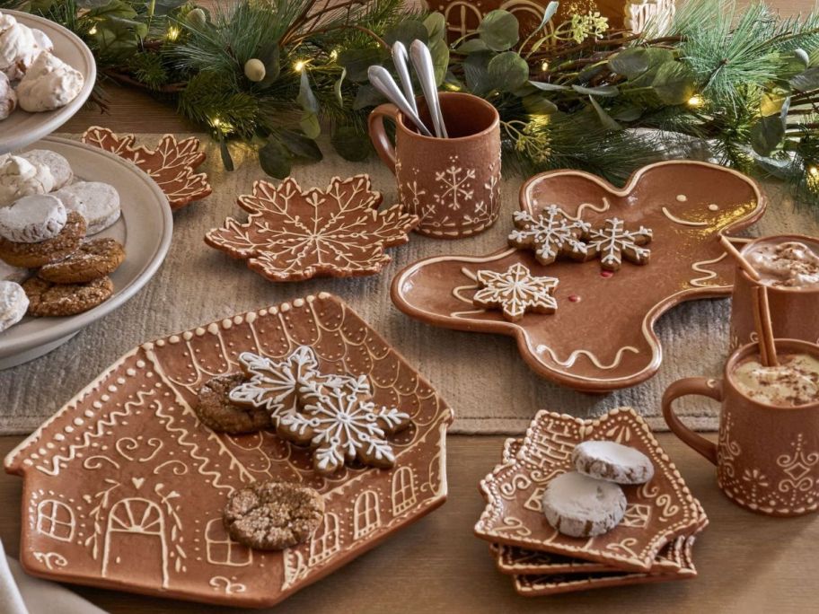 Pottery Barn Gingerbread Stoneware