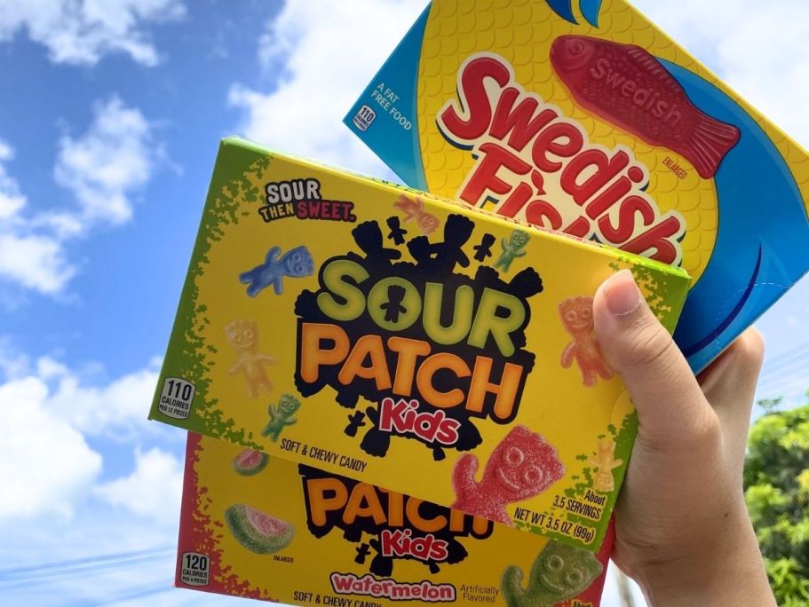 Sour Patch Kids & Swedish Fish 15-Count Variety Pack Just $9.56 Shipped on Amazon (57¢ Each)