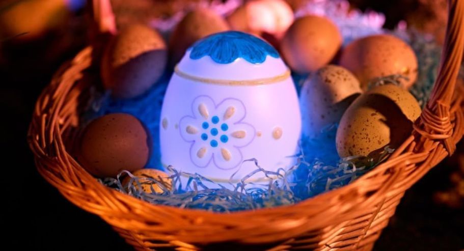Crayola Light-Ups Egg Just $6.96 on Amazon (Reg. $11) | Includes 3 Washable Markers!