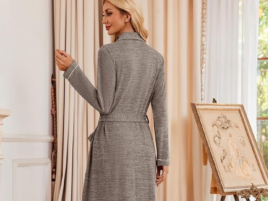 Women’s Lightweight Bathrobe Just $13.99 on Amazon