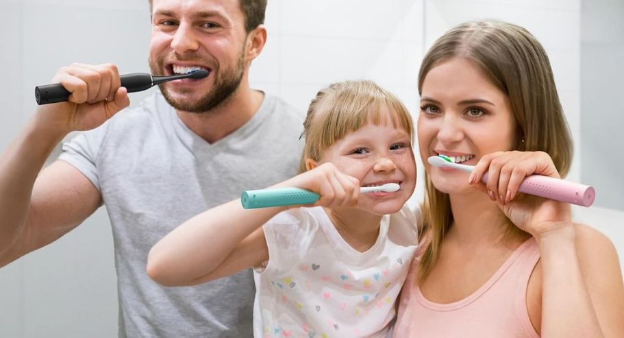 Sonic Electric Toothbrush Only $5.99 on Amazon – 30 Days of Battery Life on 1 Charge!